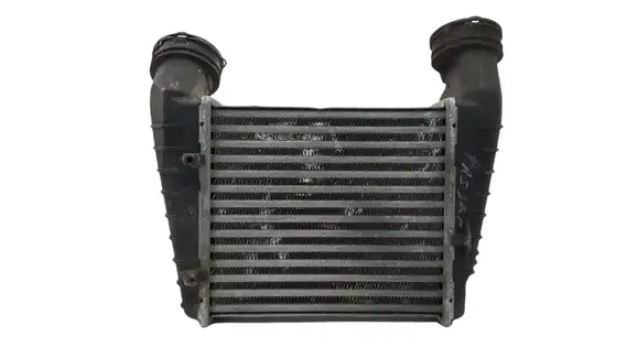 Ψυγείο Intercooler VW PASSAT Sedan / 4dr 2000 - 2005 ( 3B3 ) 1.8 T 20V  ( AWL,AWT  ) (150 hp ) Βενζίνη #BSG 90-535-004