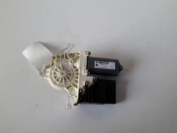 Μοτέρ Παραθύρου SEAT LEON Hatchback / 5dr 2005 - 2009 ( 1P ) 1.2 TSI  ( CBZB  ) (105 hp ) Βενζίνη #1k0959703