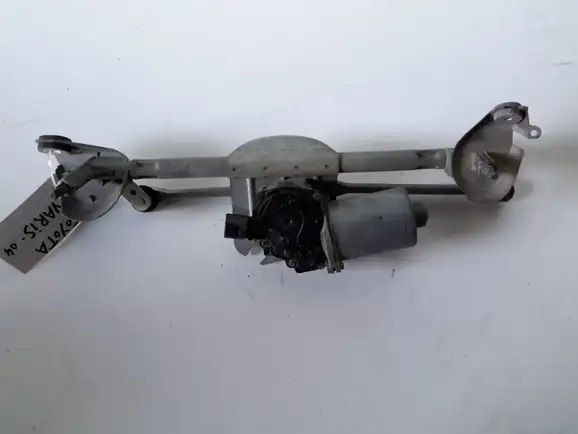 Σύστημα καθαρισμού παρμπρίζ TOYOTA YARIS Hatchback / 3dr 2003 - 2006 ( XP10 ) 1.0 (SCP10_)  ( 1SZ-FE  ) (68 hp ) Βενζίνη #XC2630