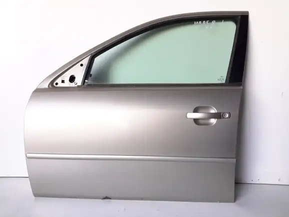 Πόρτα FORD MONDEO ( B4Y ) Sedan / 4dr 2000 - 2003 ( Mk3a ) 1.8 16V  ( CGBA,CGBB  ) (110 hp ) Βενζίνη #XC90391
