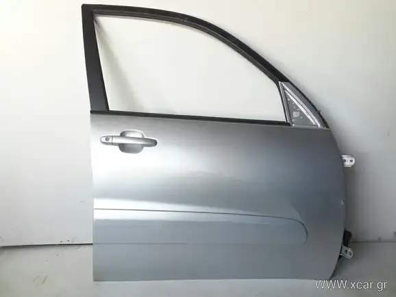 Πόρτα TOYOTA RAV-4 SUV/ ΕΚΤΟΣ ΔΡΟΜΟΥ/ 5dr 2003 - 2005 ( XA20 ) 1.8 (ZCA25_, ZCA26_)  ( 1ZZ-FE  ) (125 hp ) Βενζίνη #XC67428