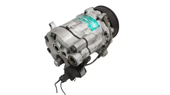 Συμπιεστής A/C (Κομπρέσορας) VW POLO Hatchback / 3dr 1994 - 1999 ( 6N1 ) 1.7 SDI  ( AHG  ) (57 hp ) Πετρέλαιο #6N0820803A