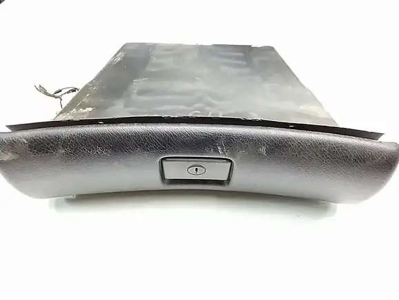 Ντουλαπάκι OPEL ASTRA Sedan / 4dr 1995 - 1998 ( F ) 1.4 (F19, M19)  ( 14 NV  ) (75 hp ) Βενζίνη #XC102594