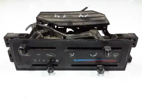 Χειριστήριο Καλοριφέρ-Κλιμα,Κλαπέτα NISSAN SUNNY Sedan / 4dr 1991 - 1995 ( N14 ) 1.4  ( GA14DS  ) (82 hp ) Βενζίνη #XC83573