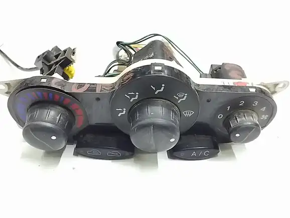 Χειριστήριο Καλοριφέρ-Κλιμα,Κλαπέτα HYUNDAI COUPE Coupe / 2dr 1997- 1999 ( RD ) 1.6 16V  ( G4GR  ) (116 hp ) Βενζίνη #XC112826