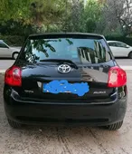 Toyota Auris unique …