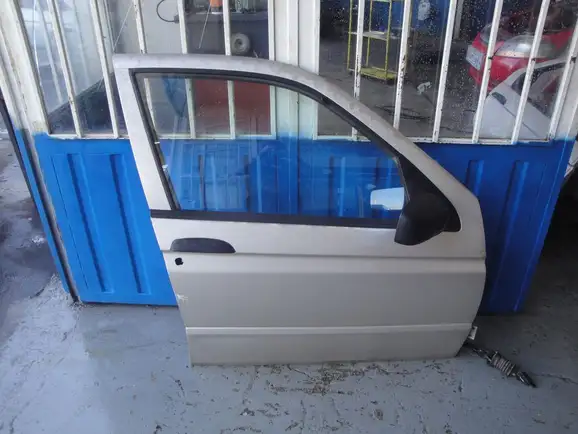 Πόρτα συνοδηγού εμπρός για αυτοκίνητα ALFA ROMEO 146 1997-2000