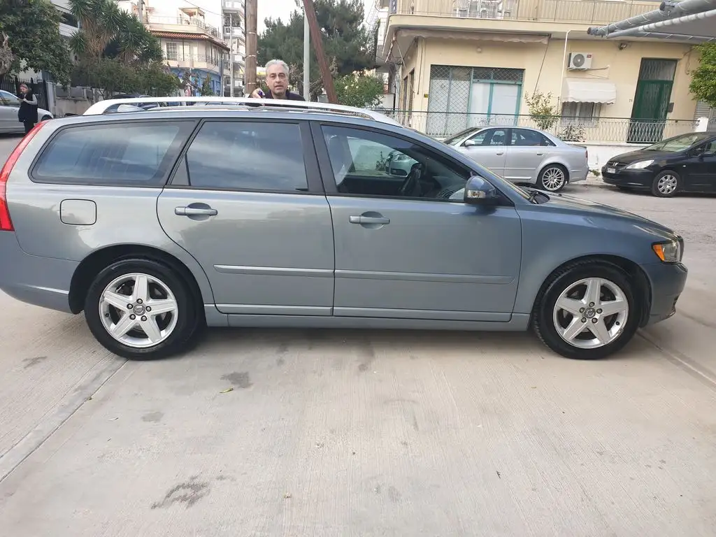 Volvo V50 '09