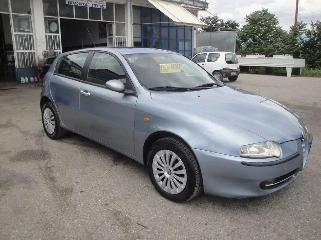 Alfa Romeo 147 PROGRESSION 16V '02