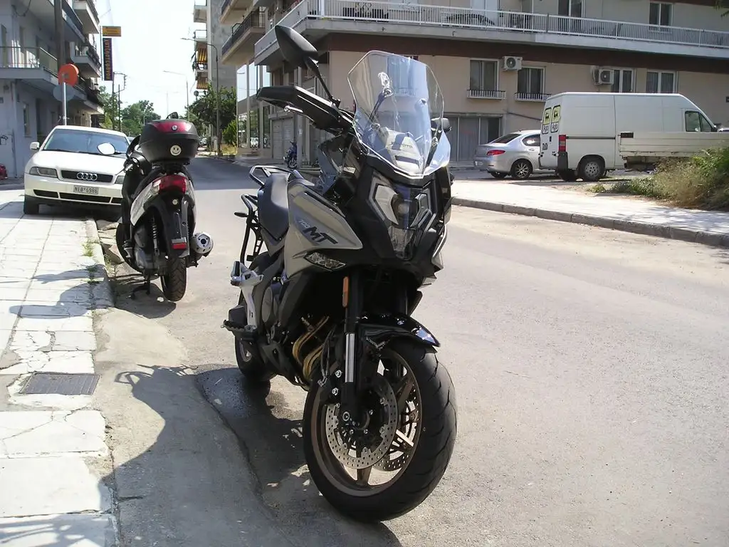 CFMoto '24 ΜΤ 700 ΕΤΟΙΜΟΠΑΡΑΔΩΤΟ