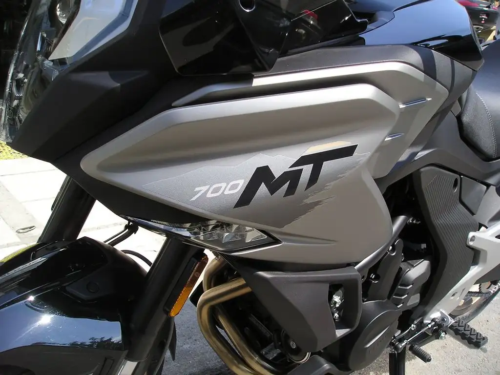 CFMoto '24 ΜΤ 700 ΕΤΟΙΜΟΠΑΡΑΔΩΤΟ