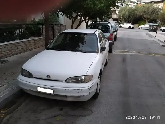 Hyundai Accent LS '95