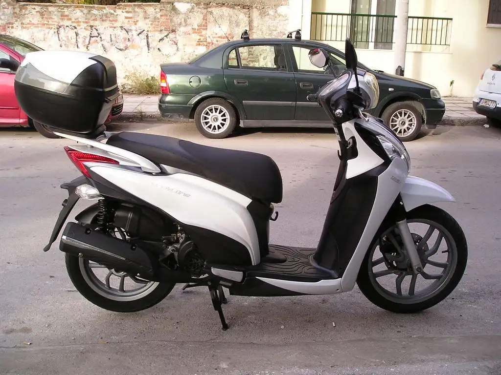 Kymco People ONE …