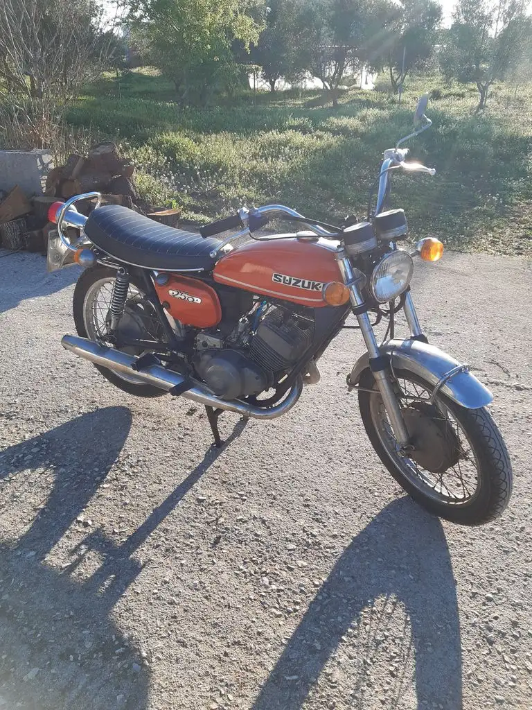 Suzuki TS 50-100-125-185-200-250  '71 T 250 HUSTLER