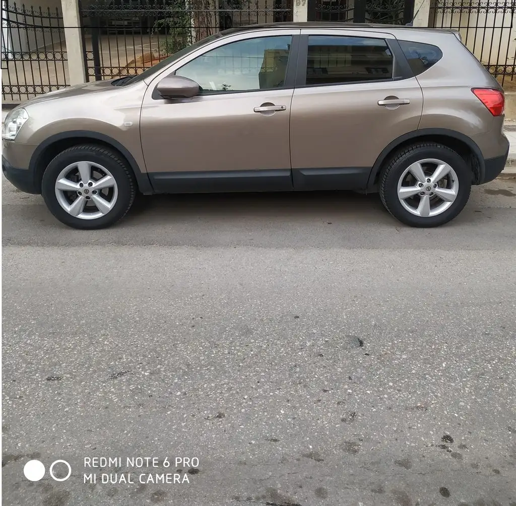 Nissan Qashqai SUV '10