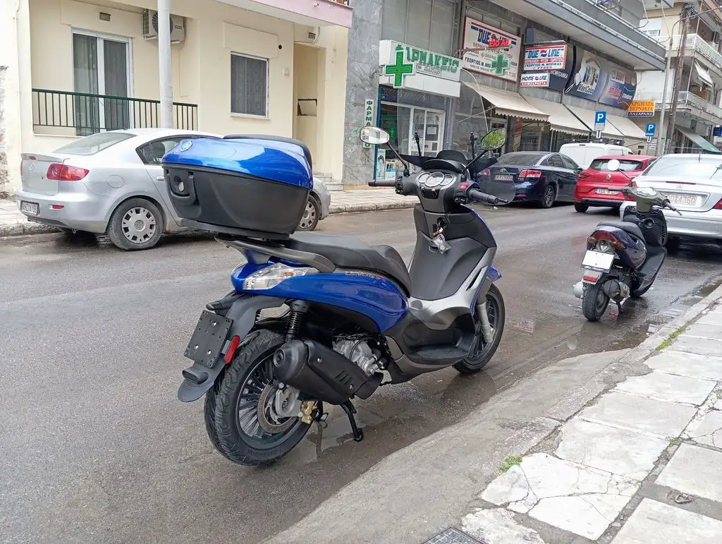 Piaggio Beverly 300 …