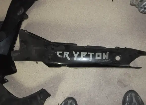 motoσυλλογη CRYPTON 105 ΠΛΑΣΤΙΚΑ ΠΟΔΙΕΣ …