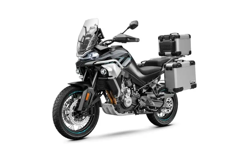 CFMoto MT 800 …
