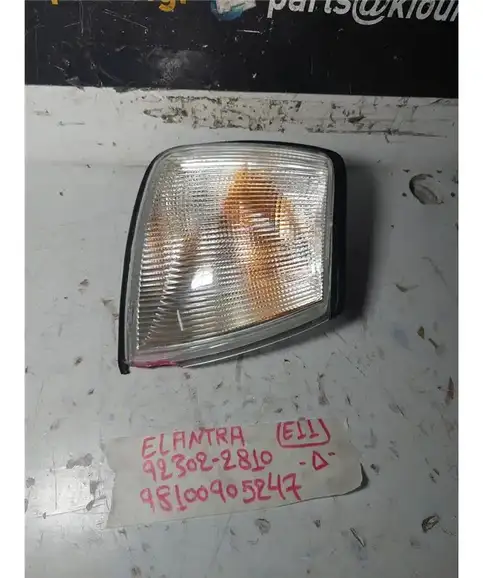 ΓΩΝΙΑ ΦΛΑΣ HYUNDAI ELANTRA 2000-2004 Δεξιά 92302-28010 