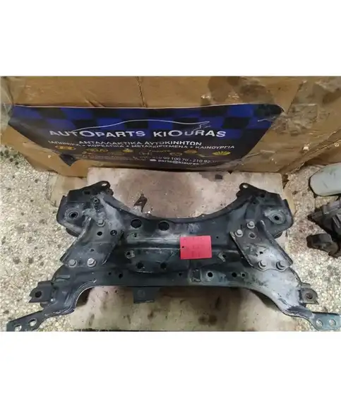 ΓΕΦΥΡΑ  TOYOTA AURIS 2007-2012 Ψαλιδιών 