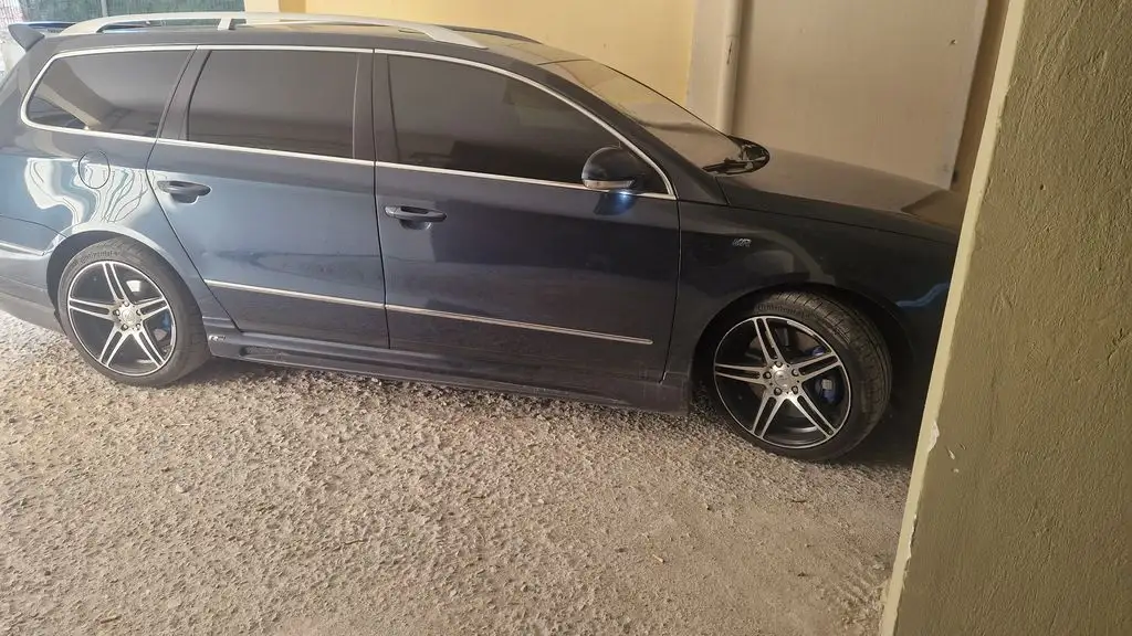 Volkswagen Passat '09