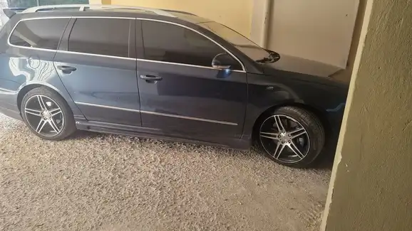 Volkswagen Passat  '09