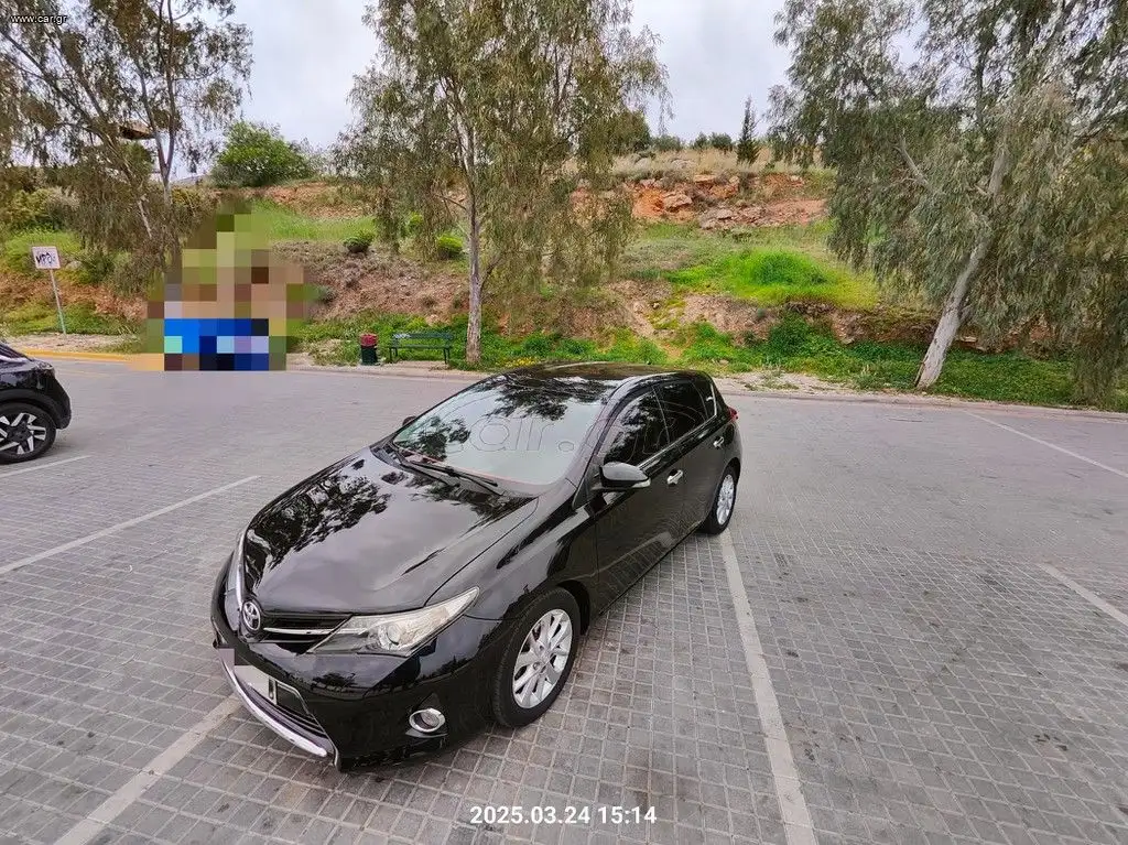 Toyota Auris ΤΙΜΗ …