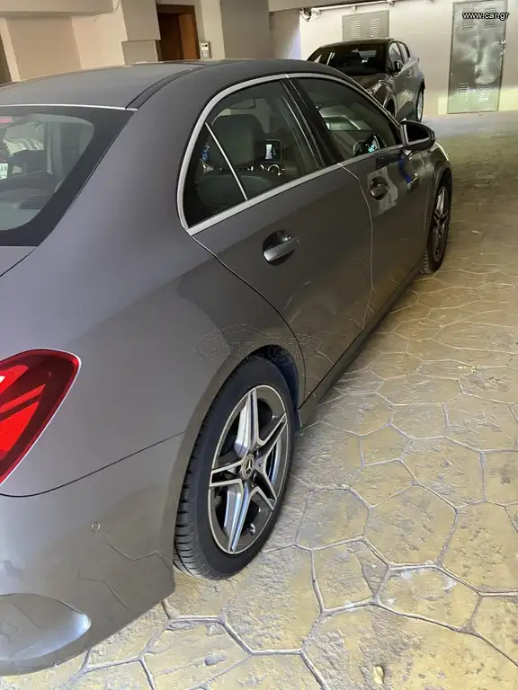 Mercedes-Benz A200 SEDAN …