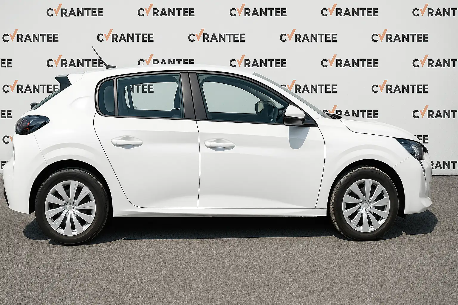 Peugeot 208 Στην …