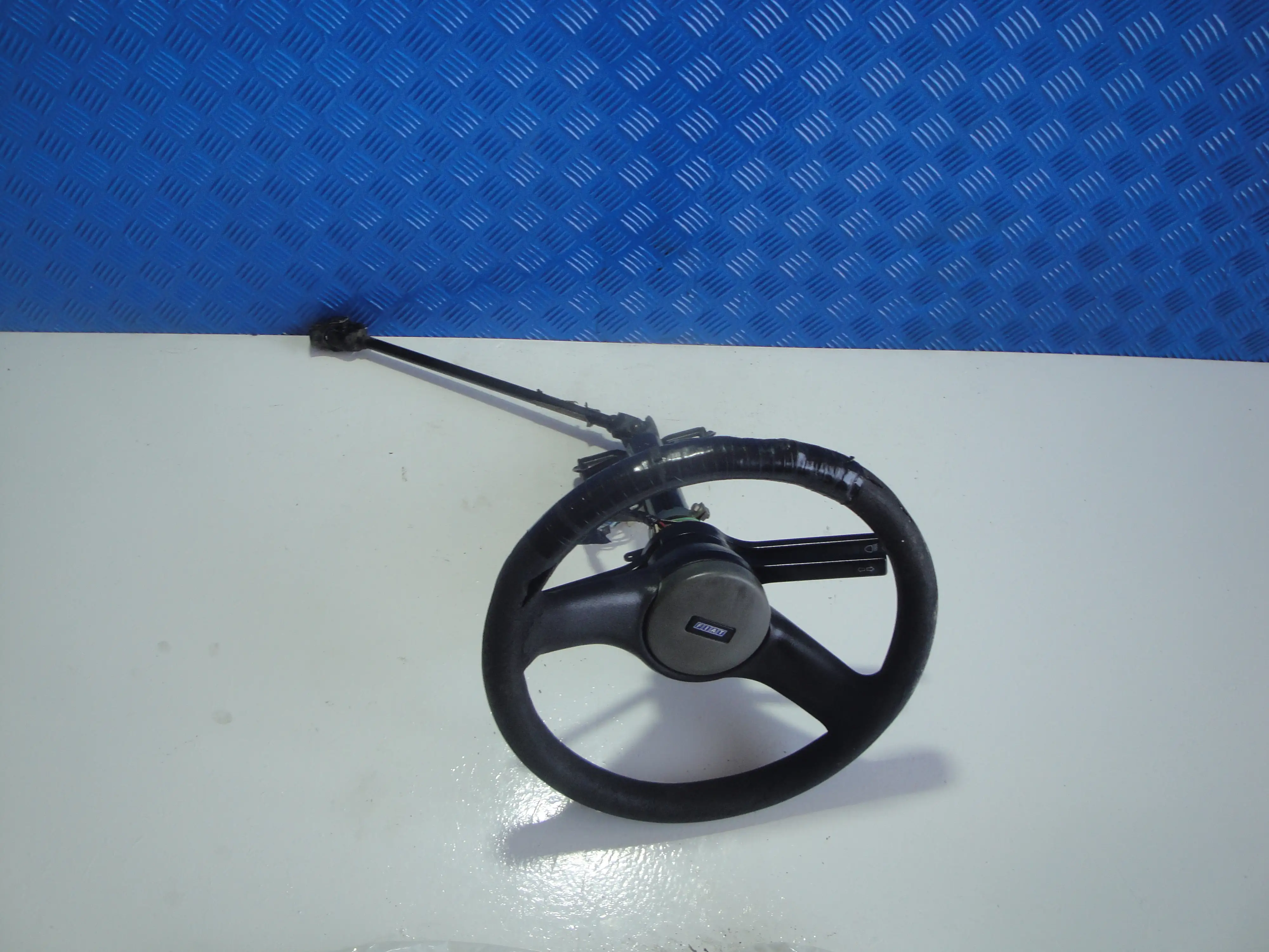 Τιμονι Μαζι με …