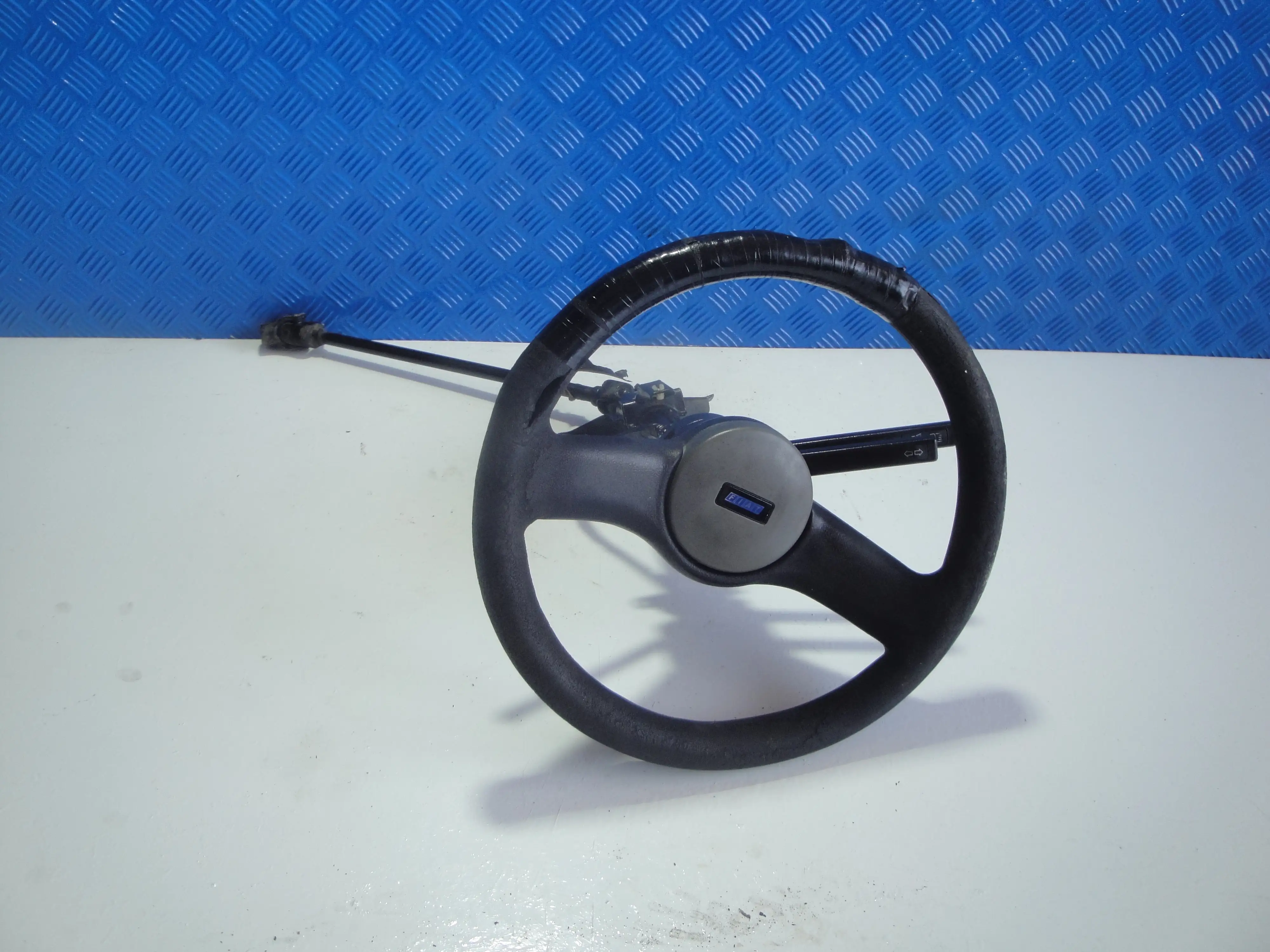 Τιμονι Μαζι με …