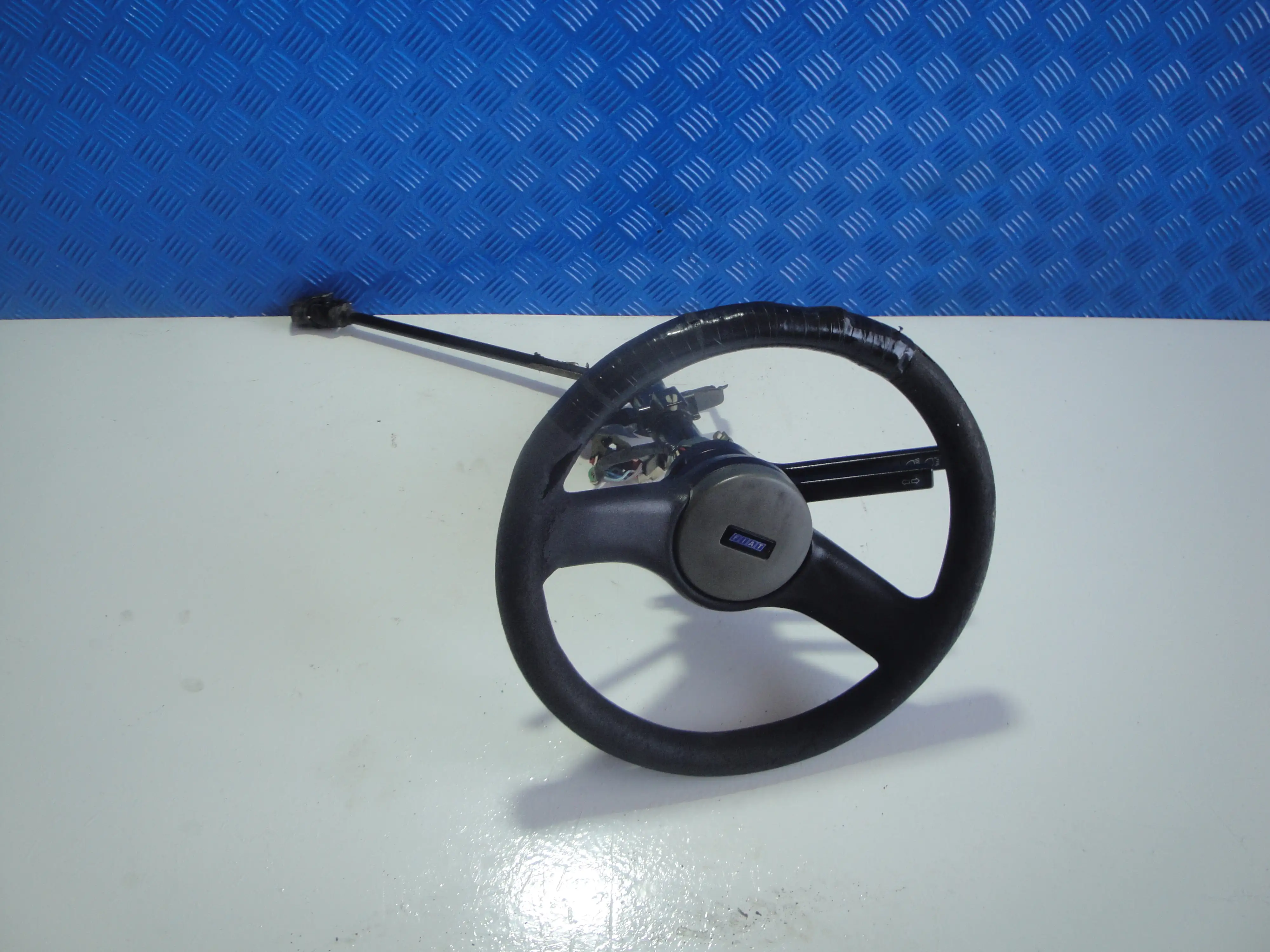 Τιμονι Μαζι με …