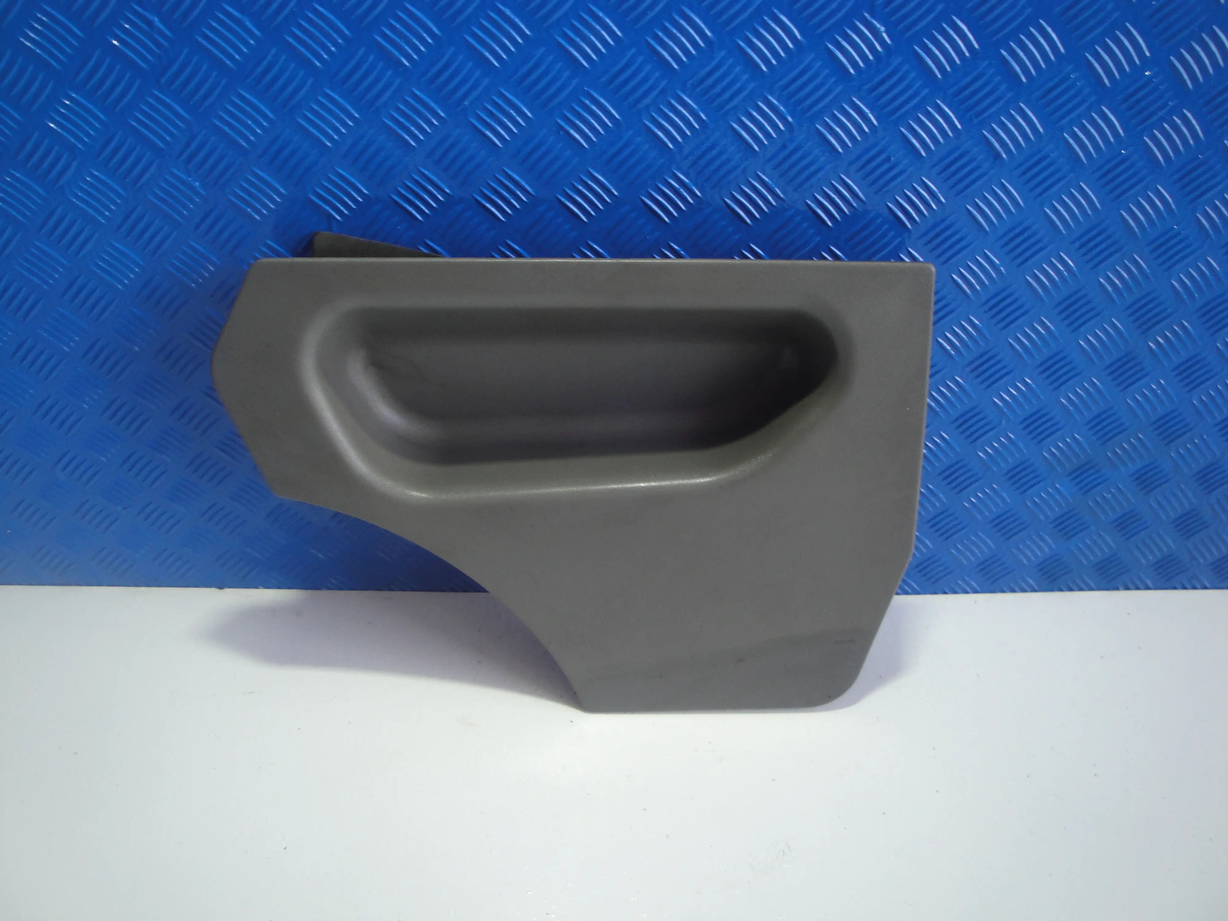 Ταπετσαρια Πορτας Πισω …