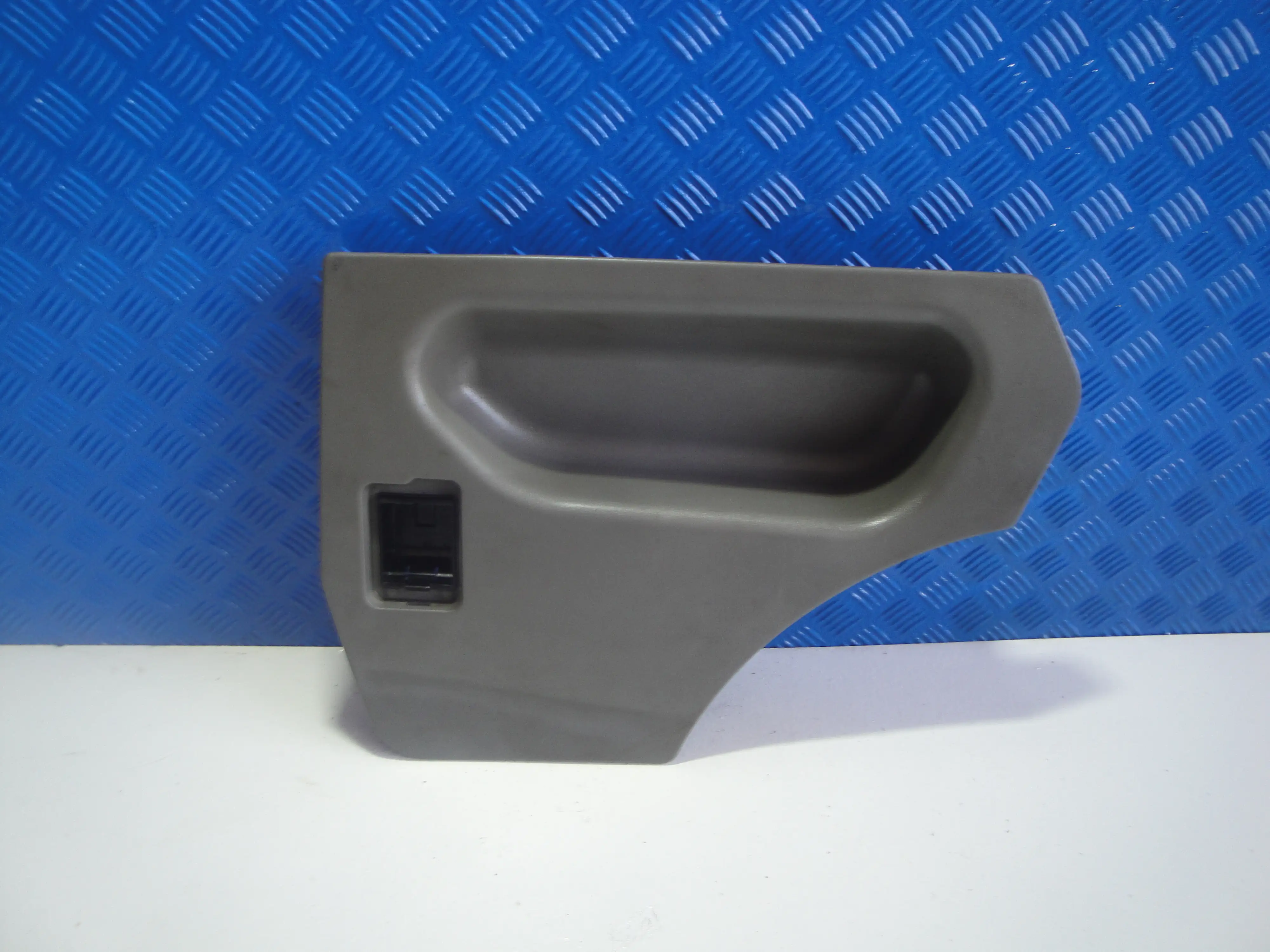 Ταπετσαρια Πορτας Πισω …