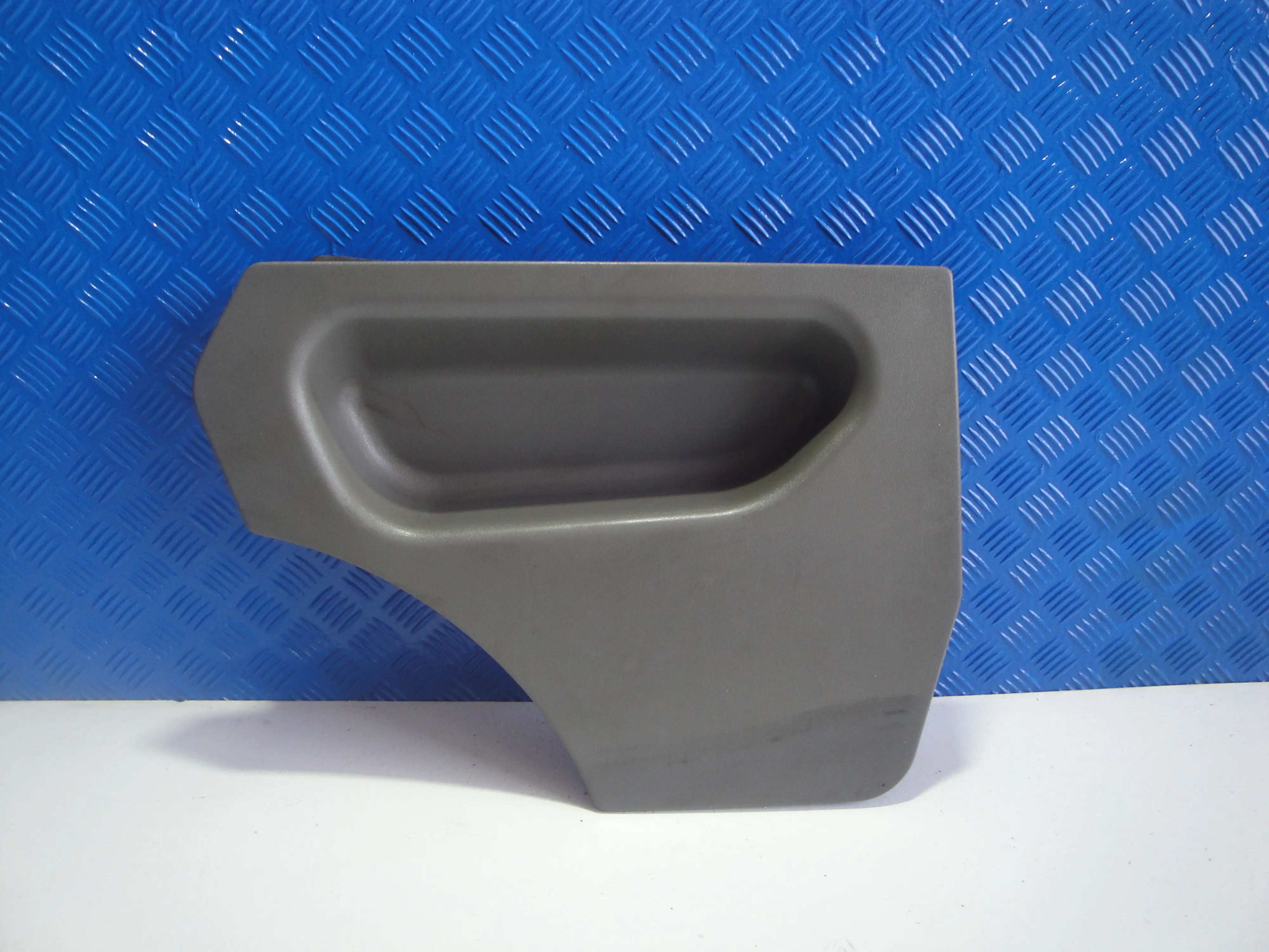 Ταπετσαρια Πορτας Πισω …