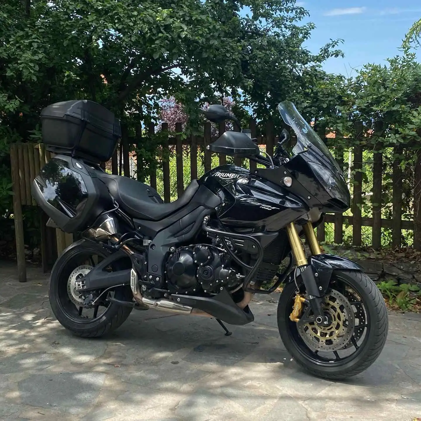 Triumph Tiger 1050 …