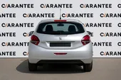 Peugeot 208 Στην …