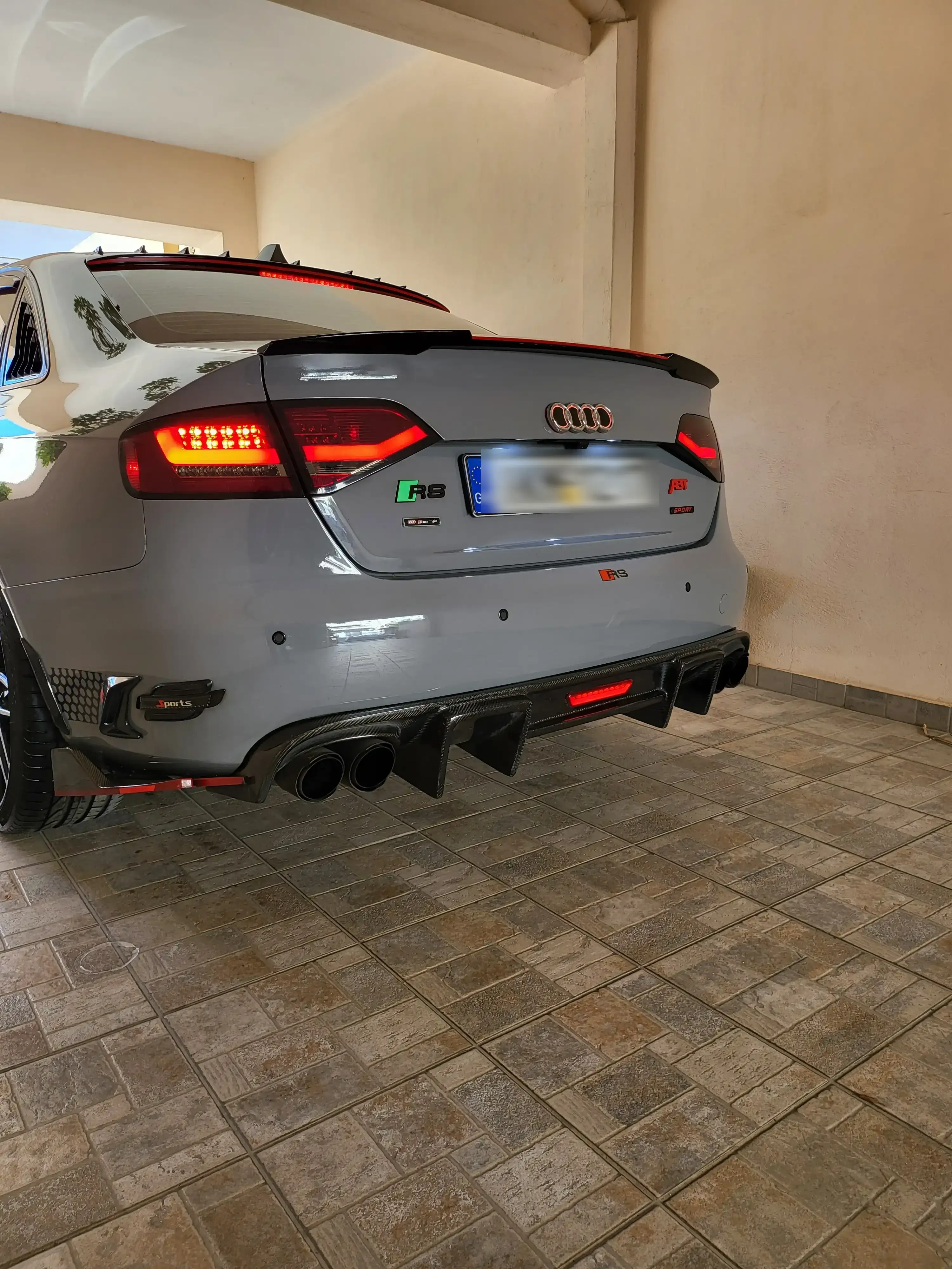 Audi A4 380 …