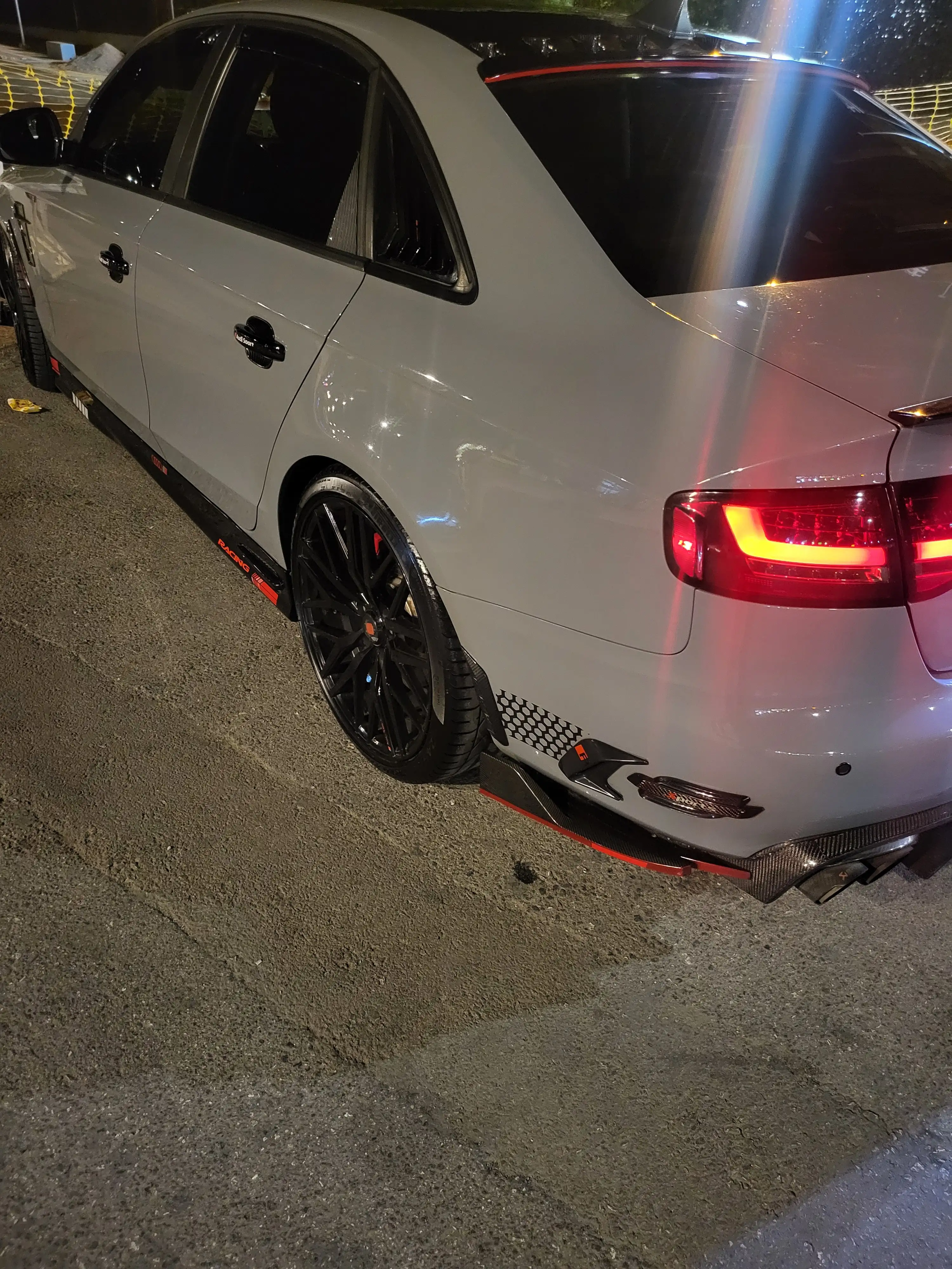 Audi A4 380 …