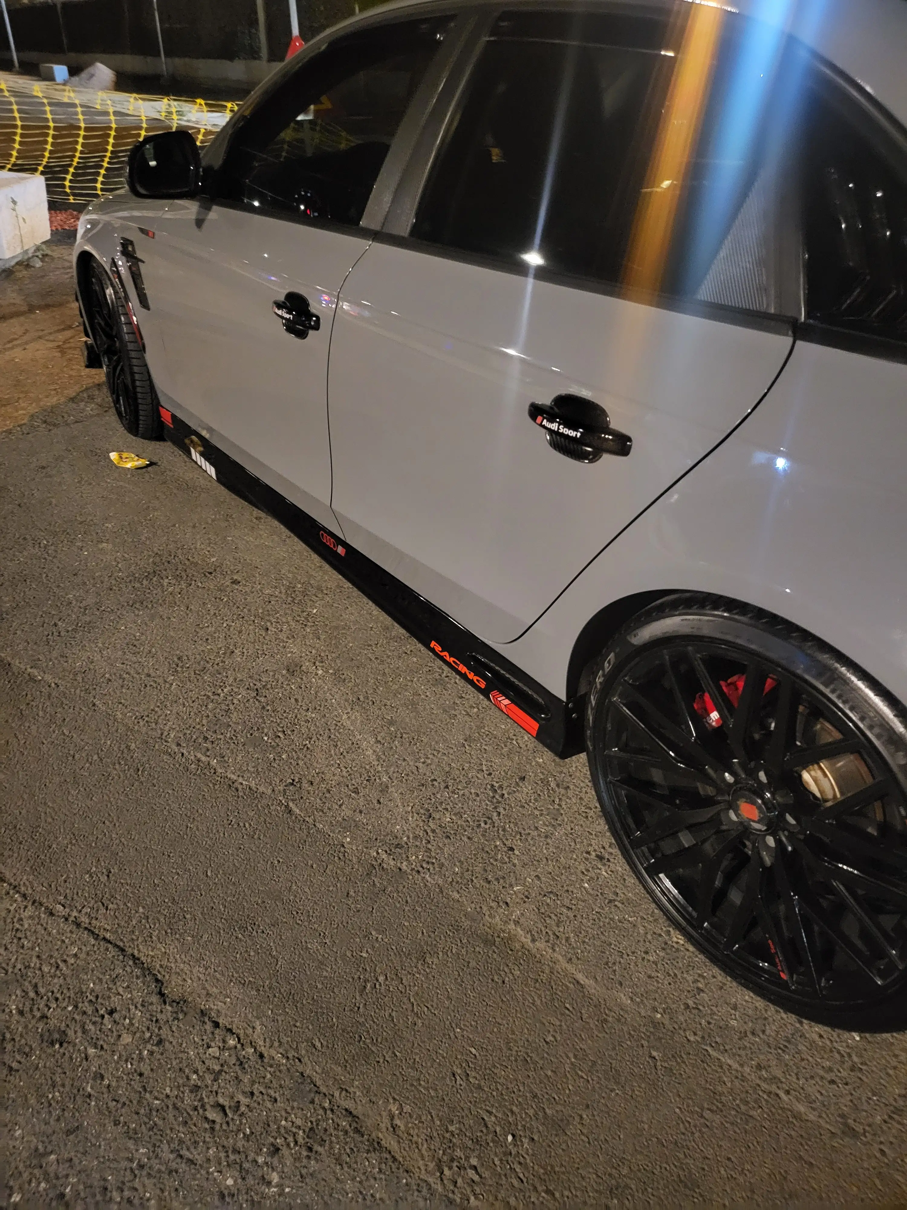 Audi A4 380 …