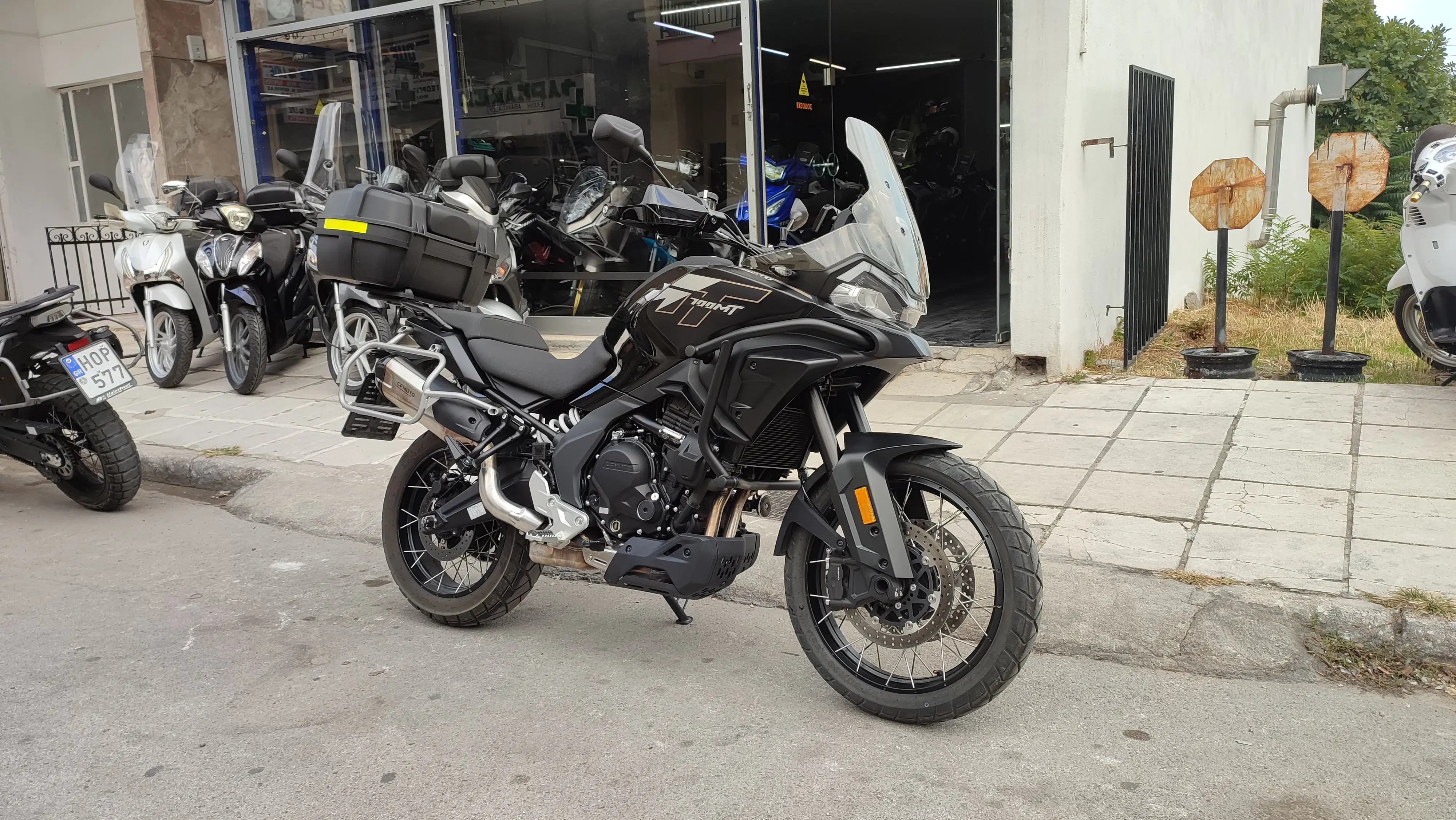 CFMoto MT700 '25