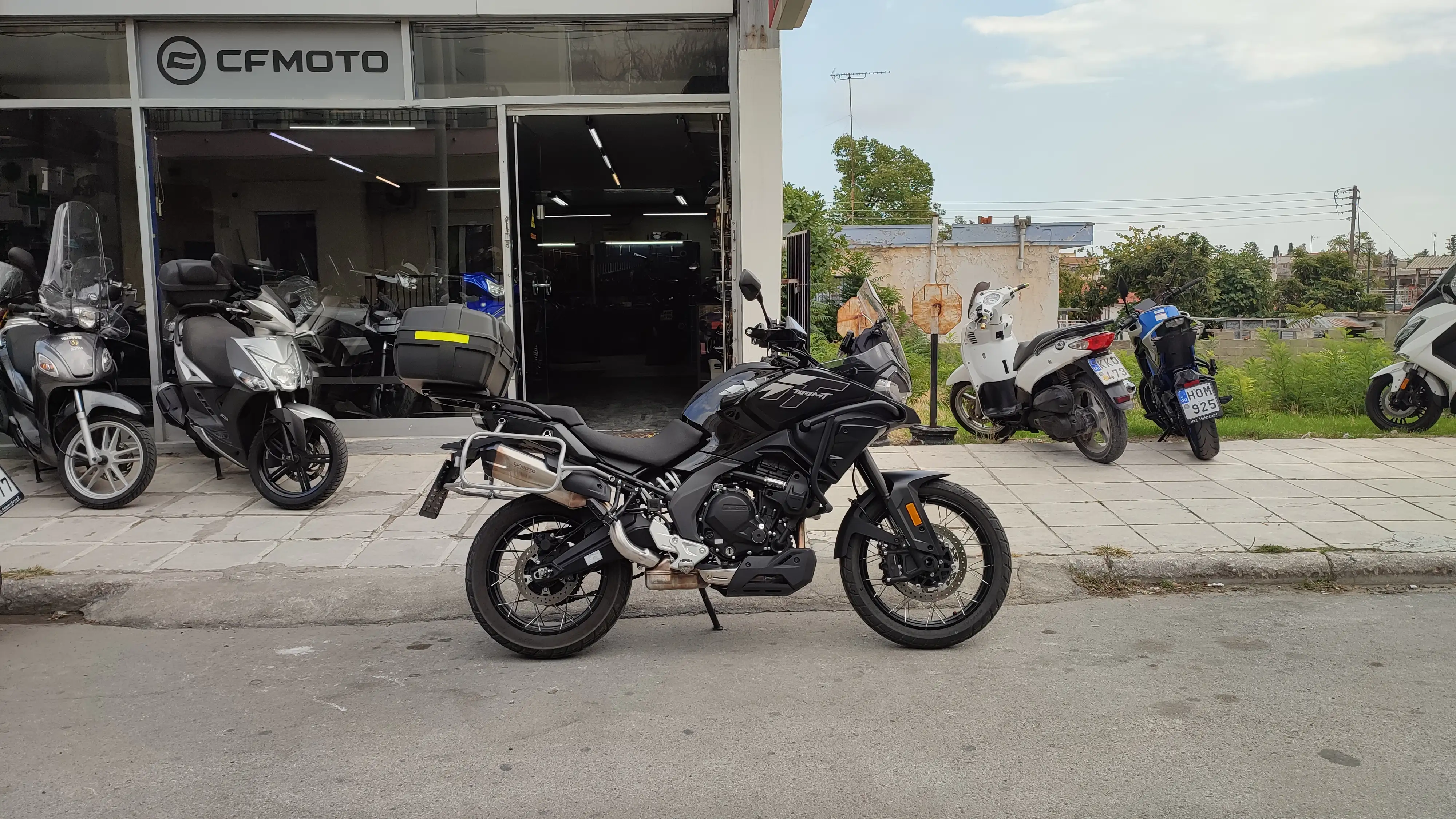 CFMoto MT700 '25