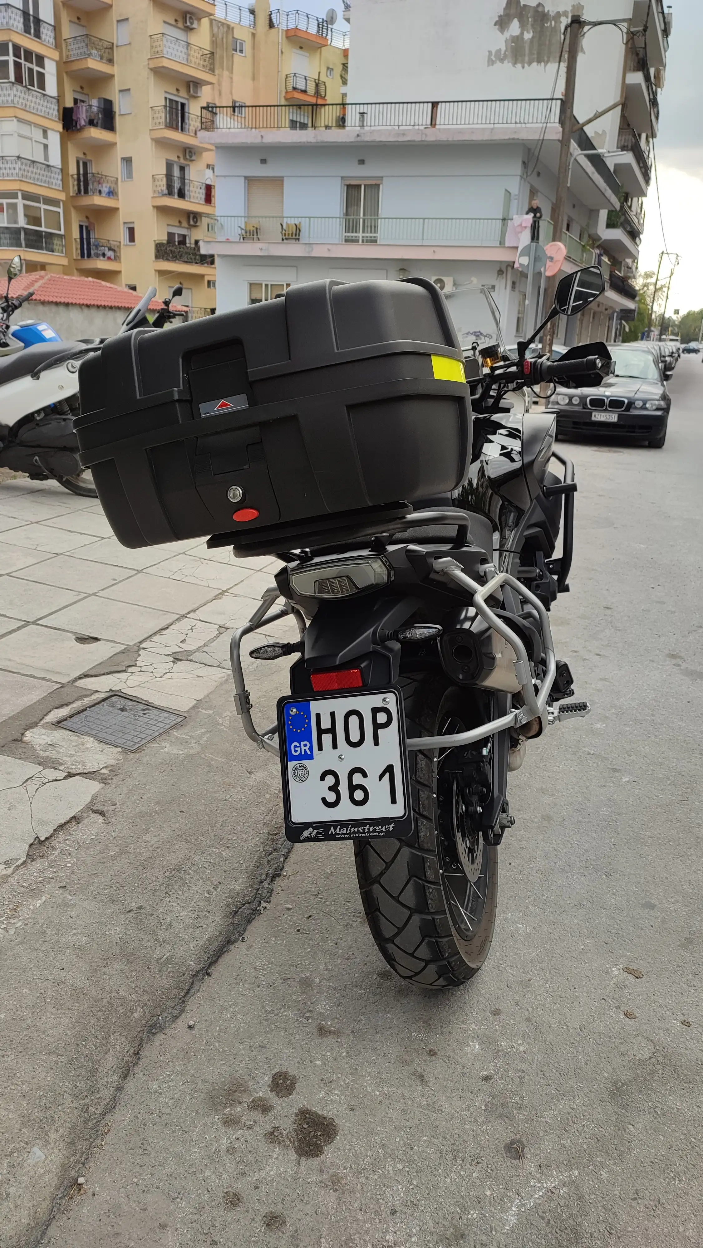 CFMoto MT700 '25
