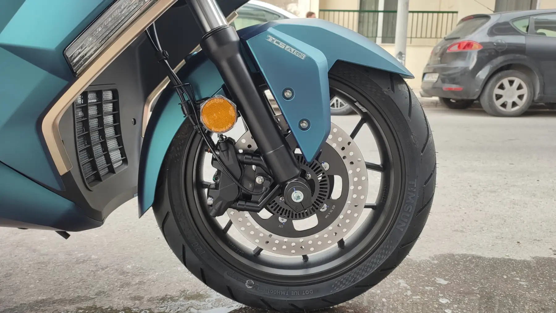 Thrust X-SUV 300 …