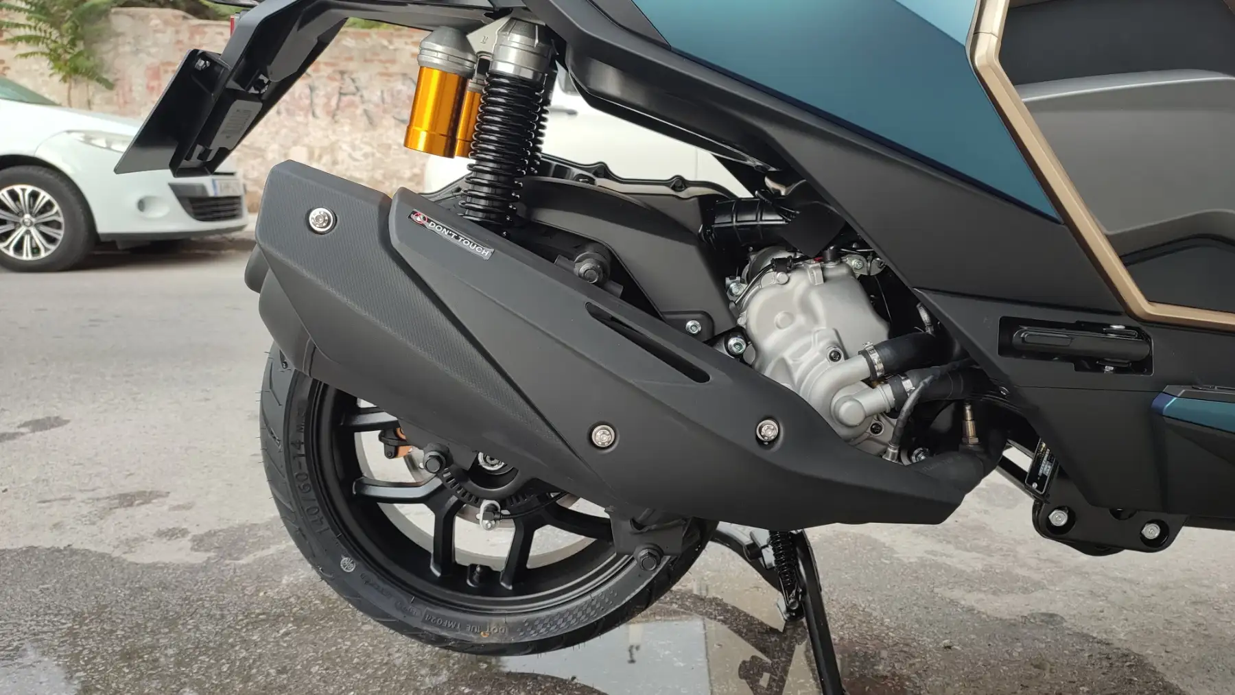Thrust X-SUV 300 …