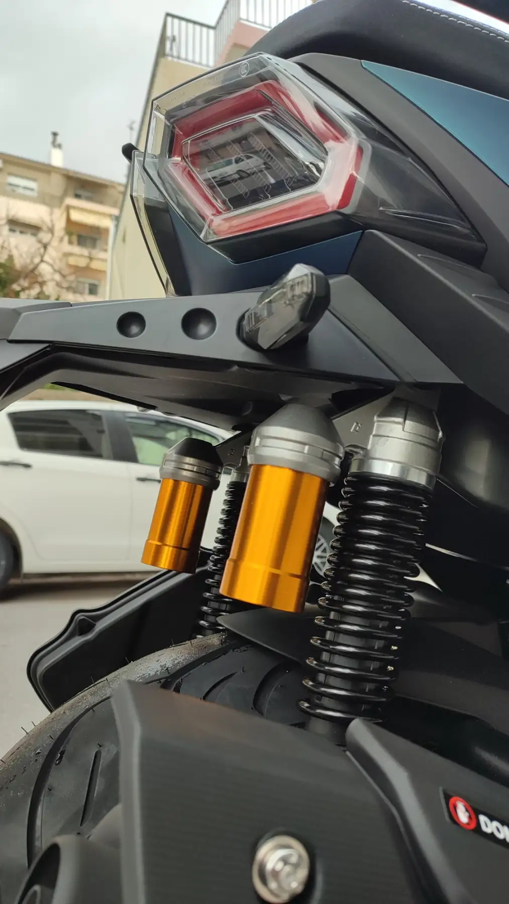 Thrust X-SUV 300 …