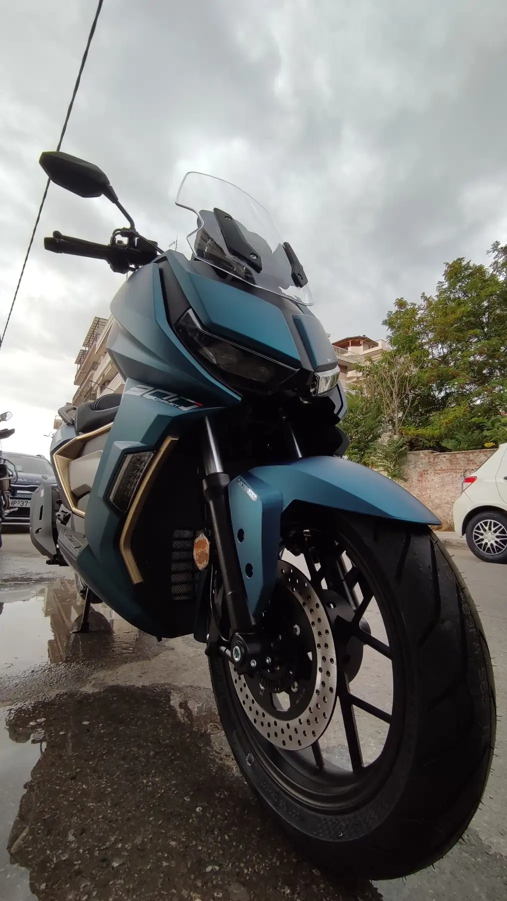 Thrust X-SUV 300 …