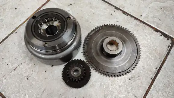 ΒΟΛΑΝ SCARABEO 125-150-200-250