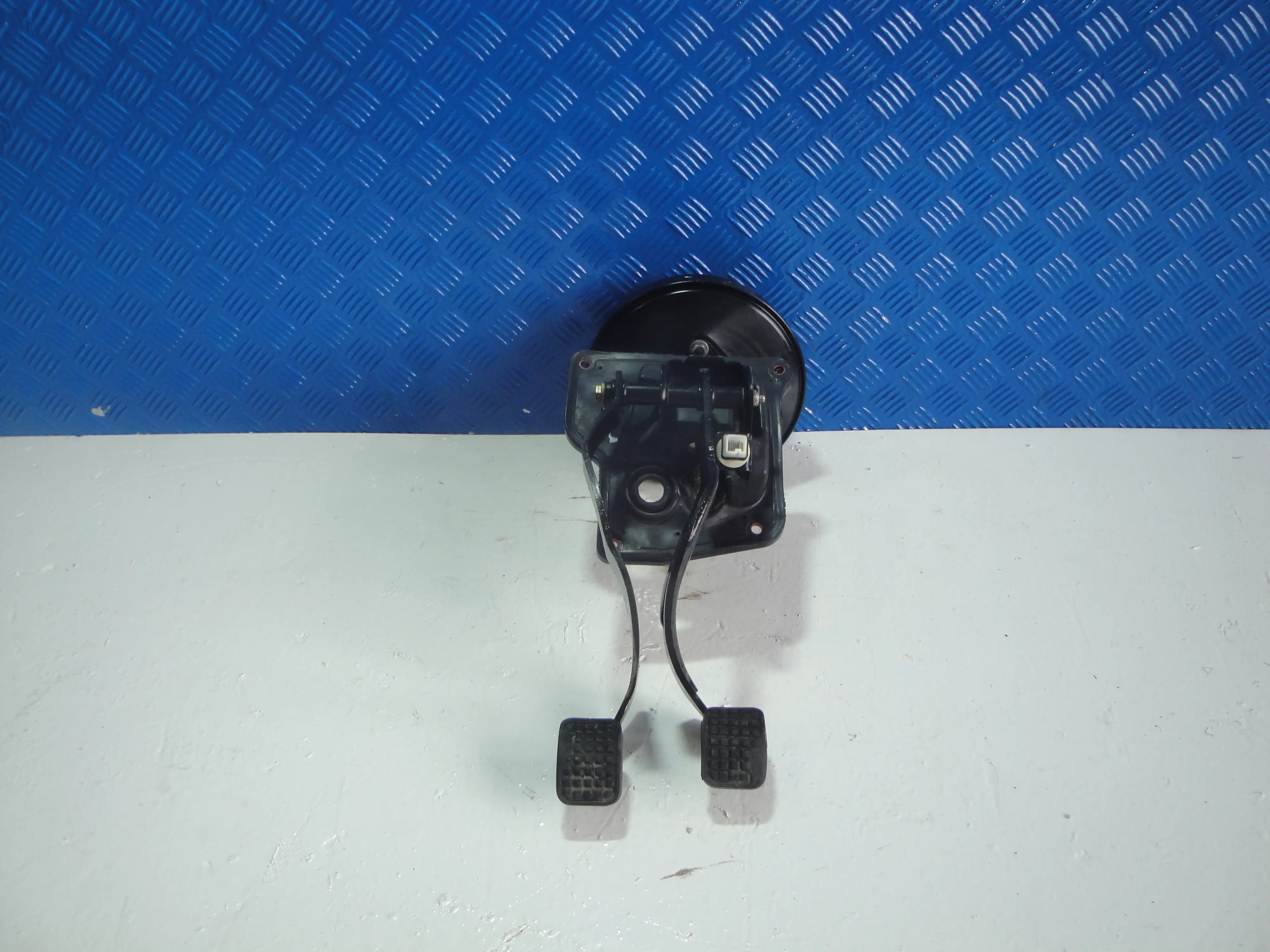 Πεταλιέρα Citroen Saxo …