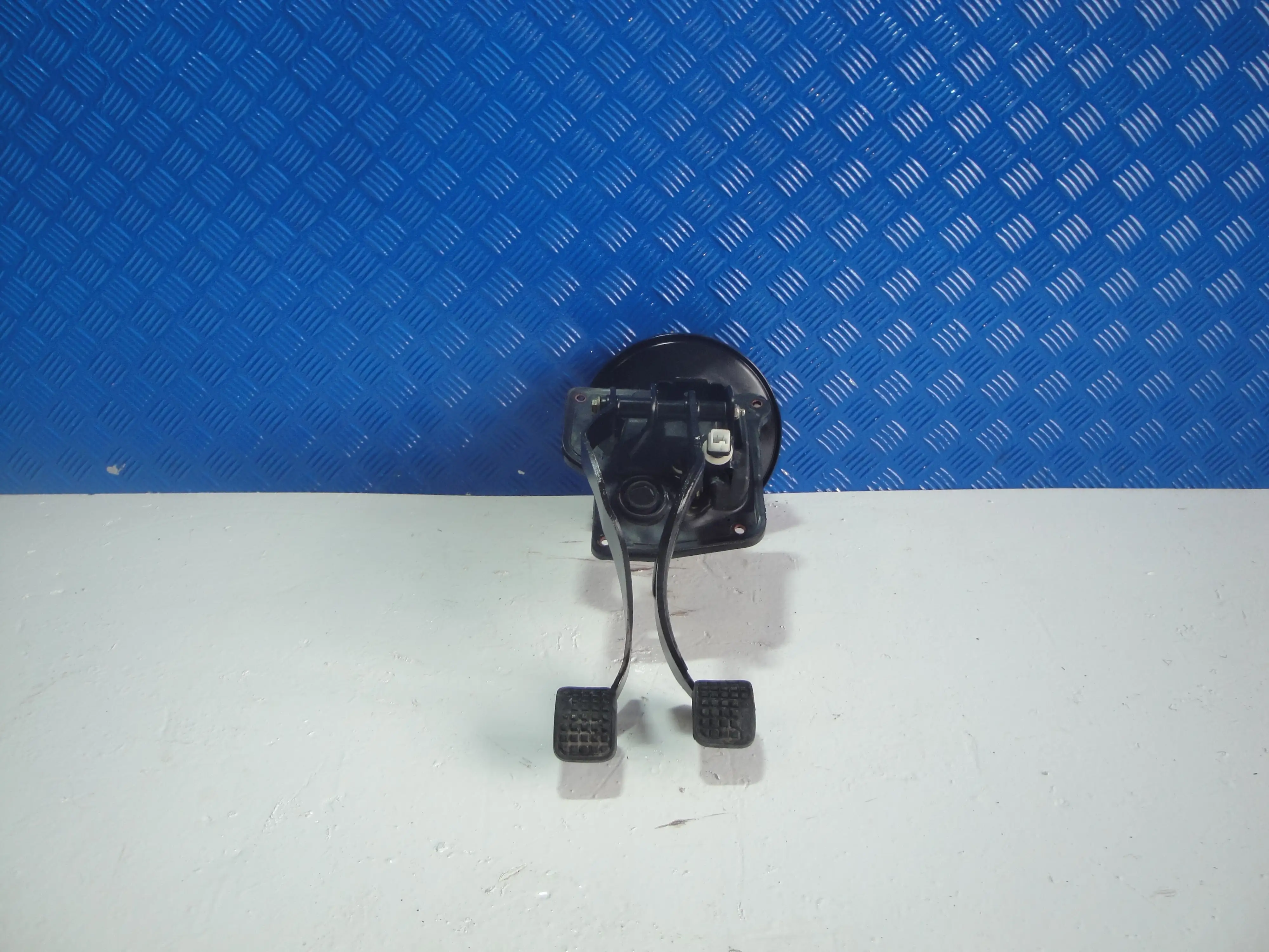 Πεταλιέρα Citroen Saxo …